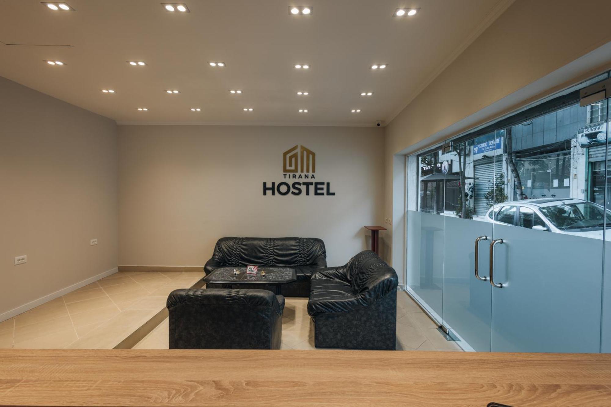 Gm Tirana Hostel Buitenkant foto
