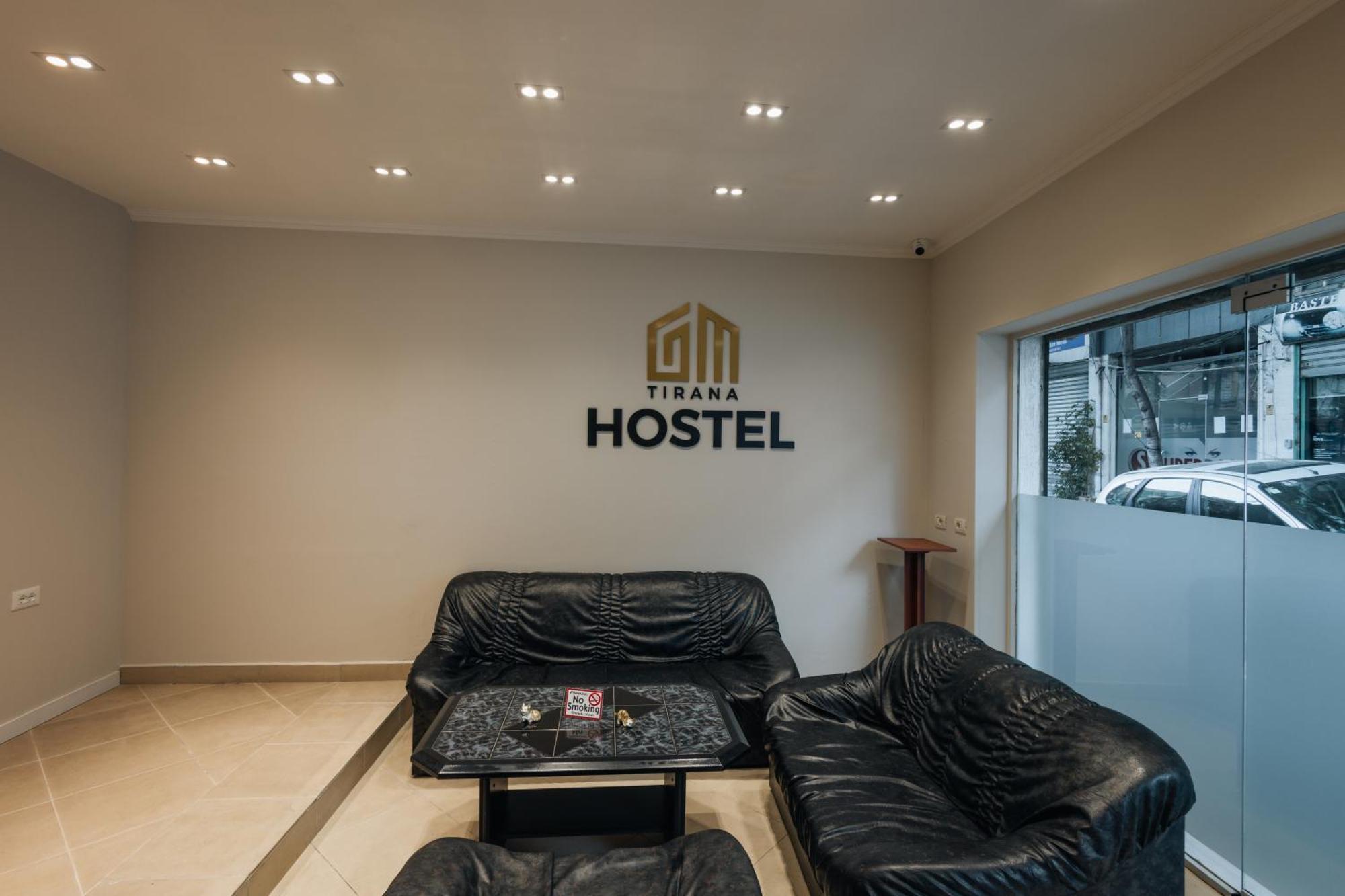 Gm Tirana Hostel Buitenkant foto