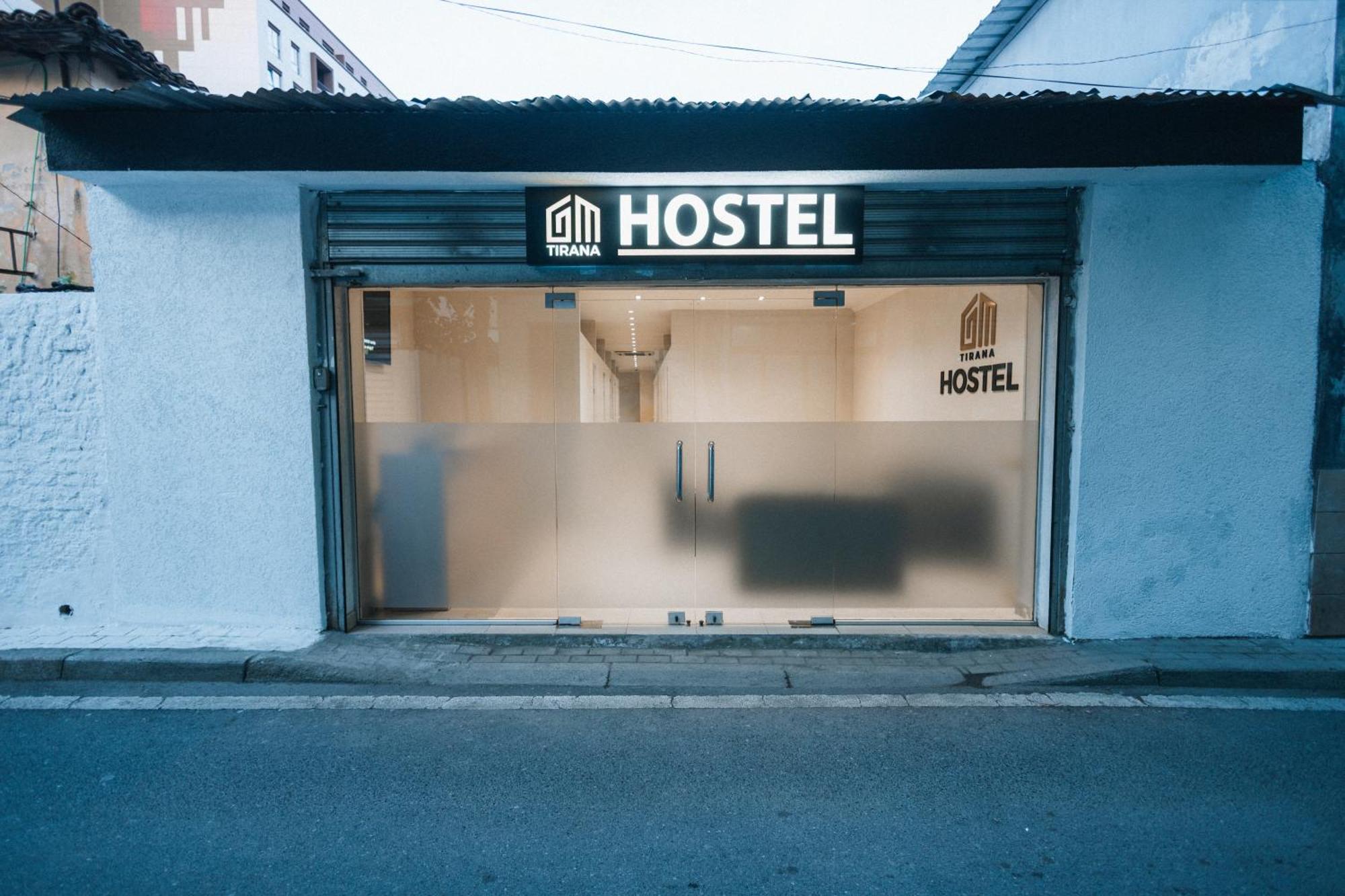 Gm Tirana Hostel Buitenkant foto